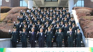 20200306 원광대 학군단 임관 소위 단체사진.jpg